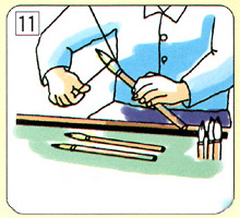 Dip the brush head in paste, rotate the previously wrapped rope to remove paste, and adjust the shape.