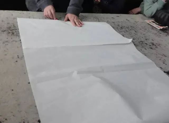 Five-Character Quatrain Xuan Paper Folding Method