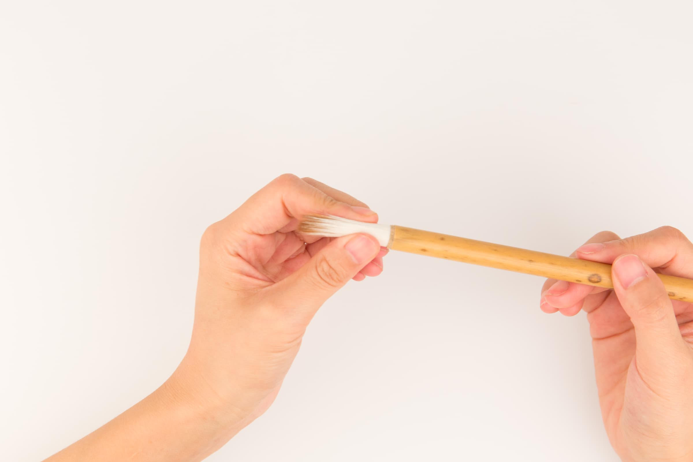 During this process, some loose bristles may fall out.