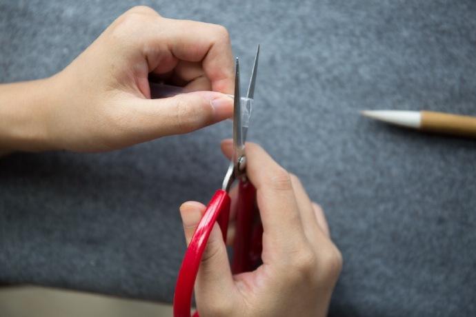 Remove the Chinese Brush Cap from Your New Brush